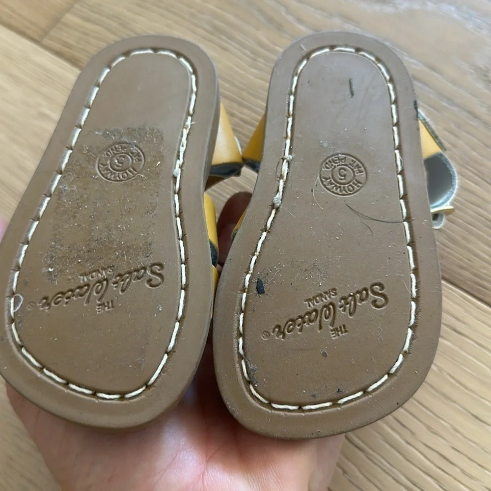 Salt Water Original toddler Sandals - Mustard 5 NWOT